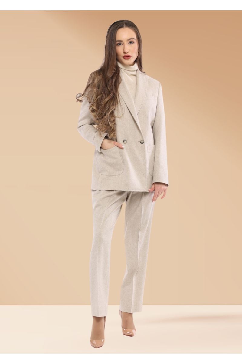 Ava wide suit in 100% virgin wool