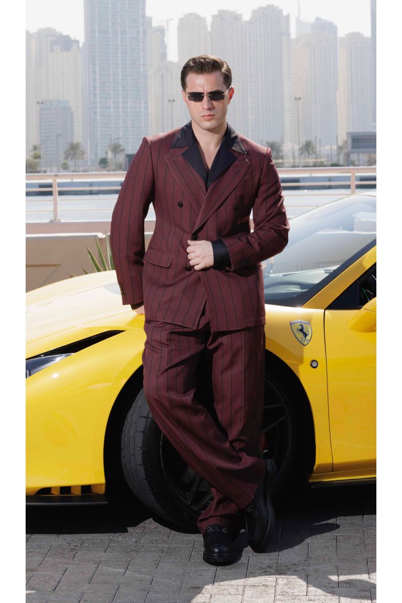 Мъжко двуредно сако в бордо с черно широко райе