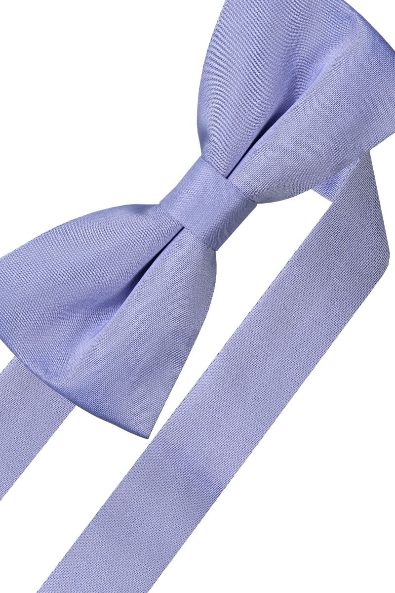 Мъжка класическа папийонка от релефен плат в светлолилаво
