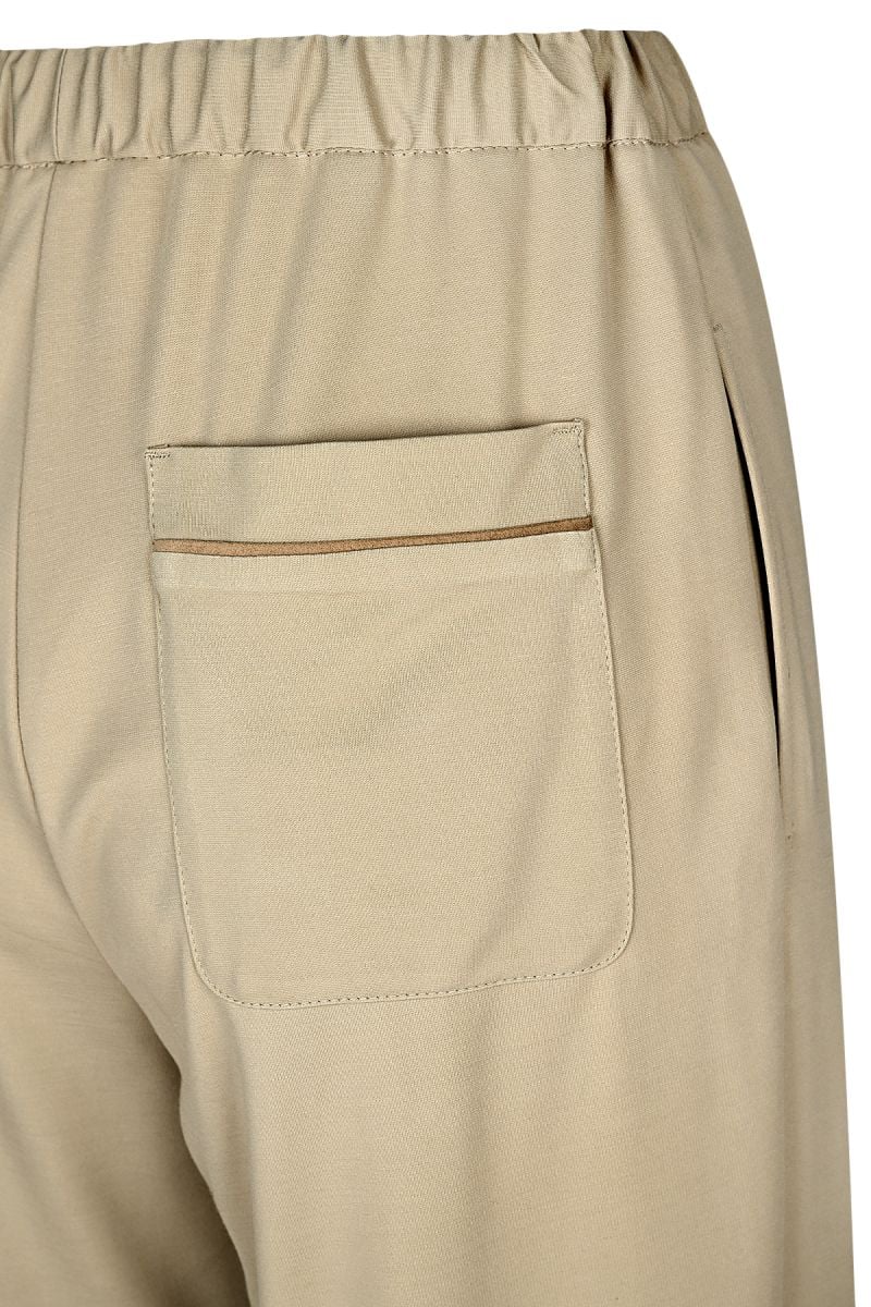 Лежерен летен дамски панталон с връзки в цвят бежoво 