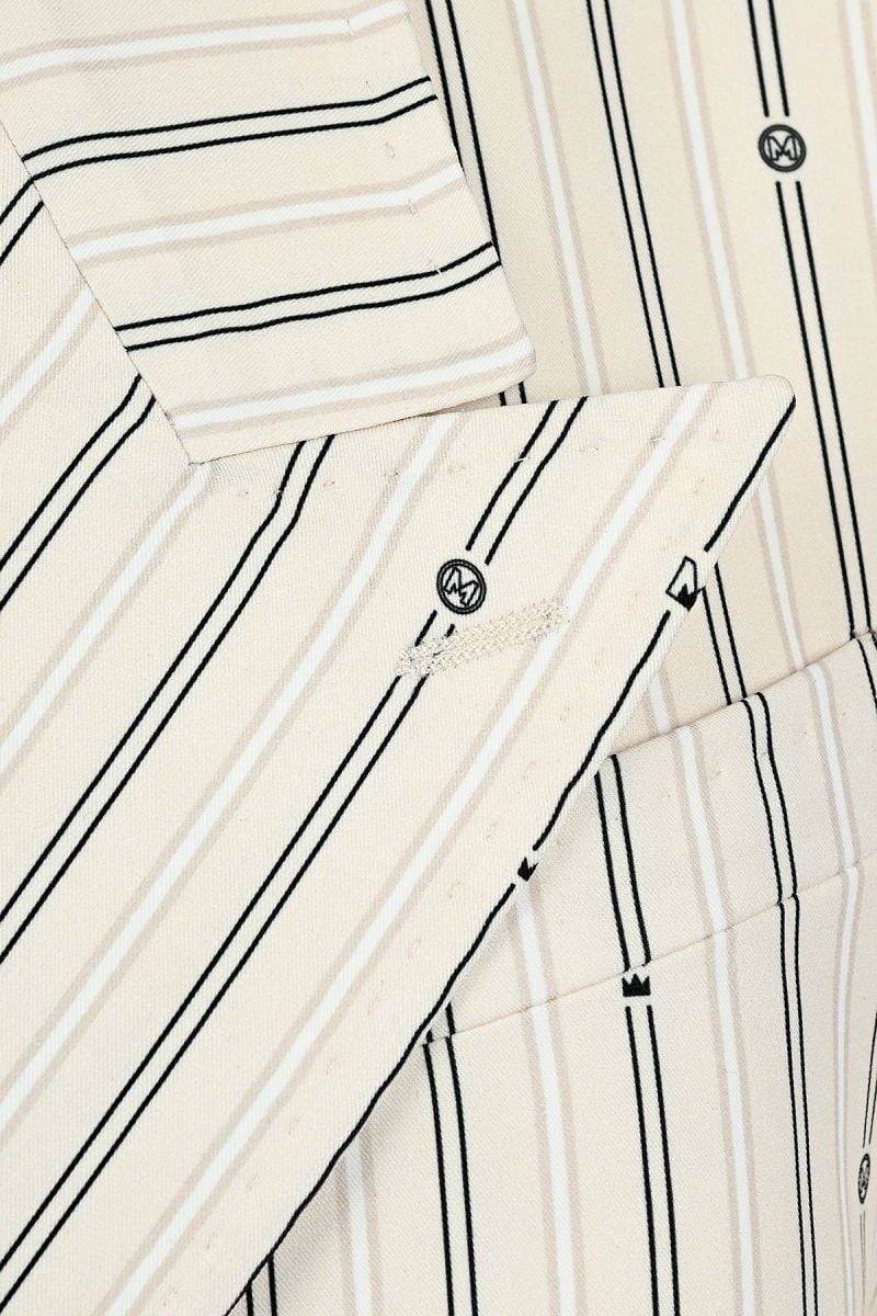 Мъжко сако с елегантен дизайн в черно брандирано райе