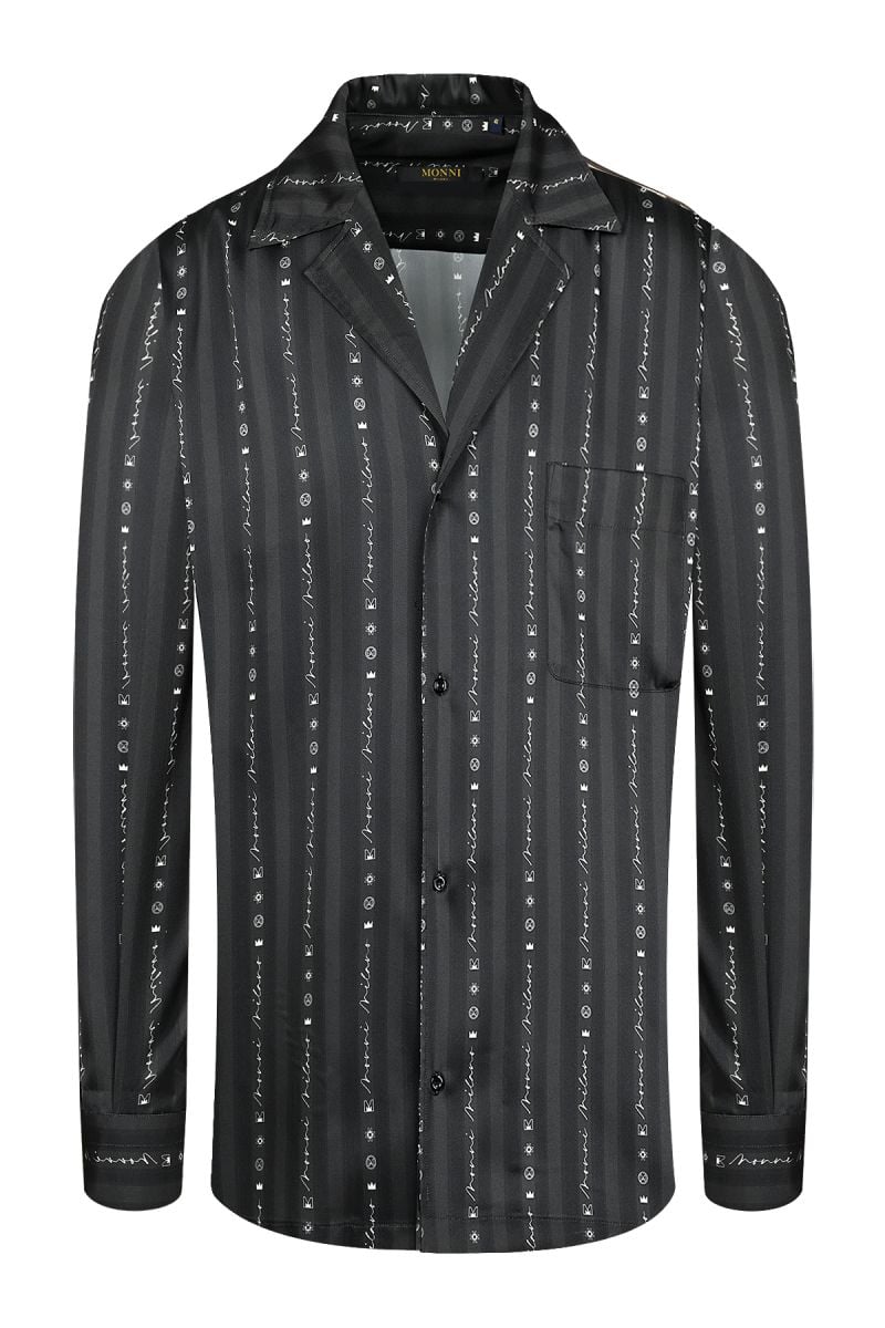 Мъжка лятна риза в черно с фин вертикален принт в бял цвят