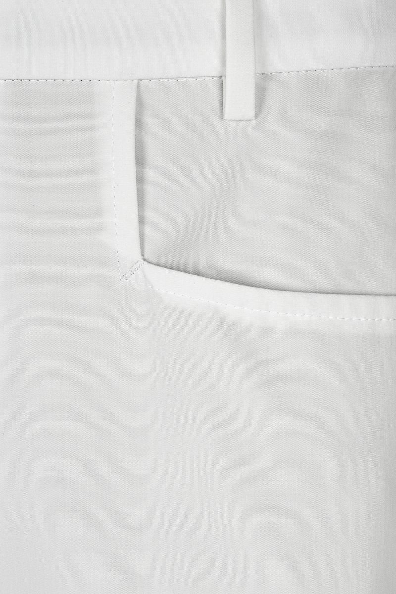 Мъжки дизайнерски свободен панталон в бял цвят