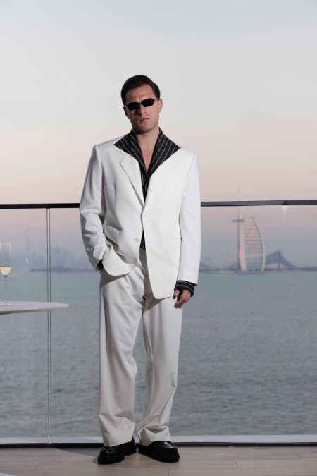 Мъжки дизайнерски костюм