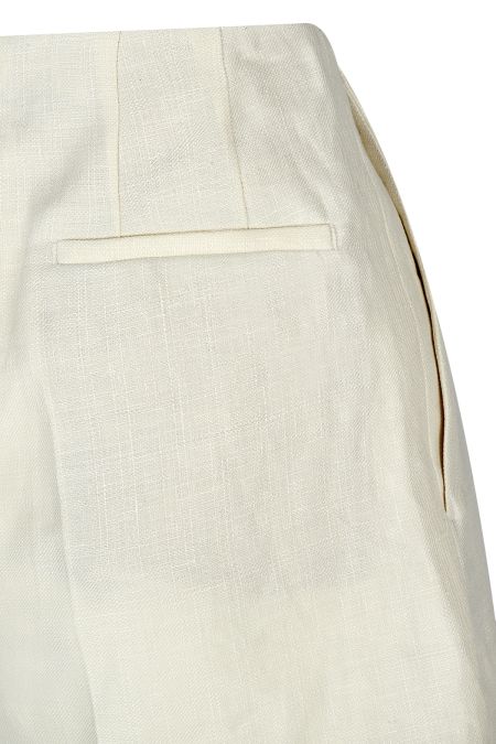 Елегантни бермуди с баста от лен и вълна в екрю цвят 