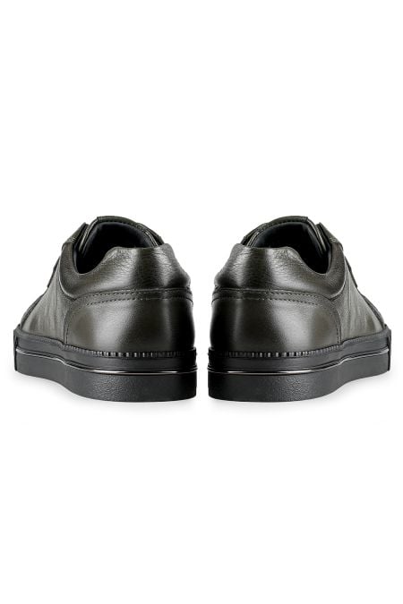 Луксозни спортни обувки в зелено с черна оребрена подметка