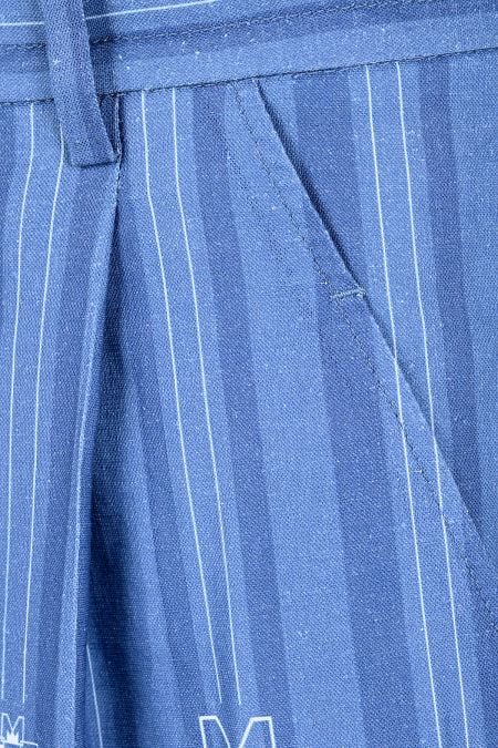 Син панталон с дизайнерски принт 