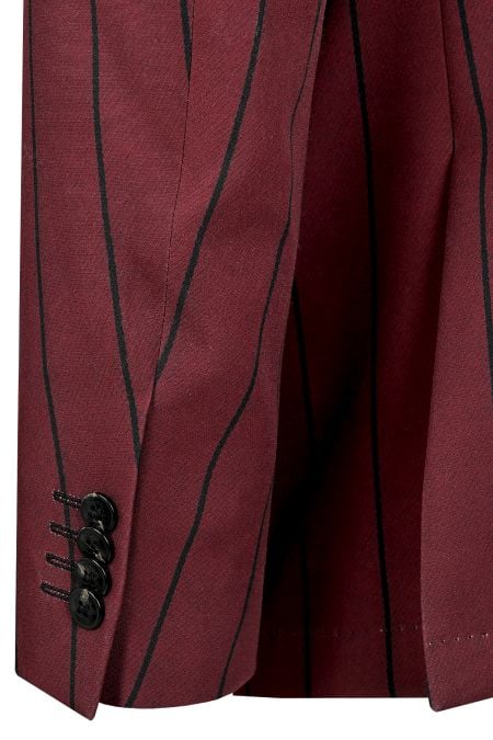 Стилно мъжко сако в бургунди с широко черно райе