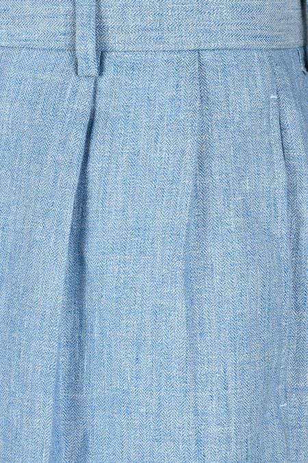 Стилен мъжки костюм в светлосин цвят от лен и вълнен плат