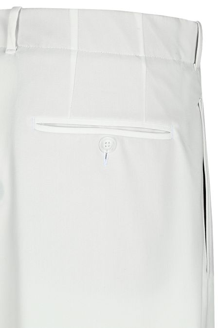 Мъжки класически костюм в бял цвят