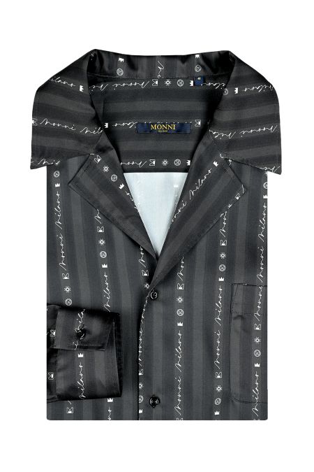 Лятна риза в черно с фин вертикален принт в бял цвят