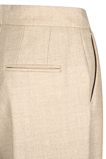 Вълнен костюм за жени от италиански плат с две басти