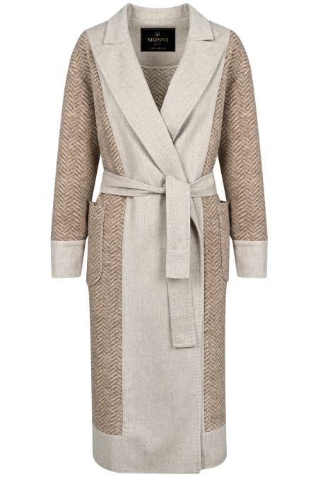 Елегантна дълга жилетка от трикотаж и букле, изработена от 100% естествена вълна за комфорт и топлина