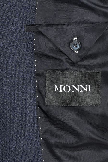 Мъжки formal костюм в тъмносиньо с комфортна кройка