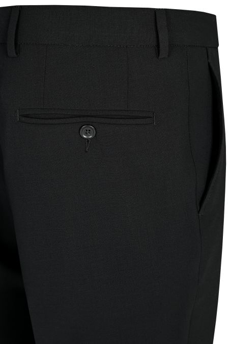 Церемониален костюм