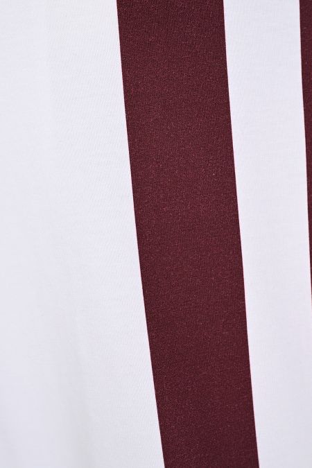 риза с къс ръкав и контрасни ленти в цвят бордо
