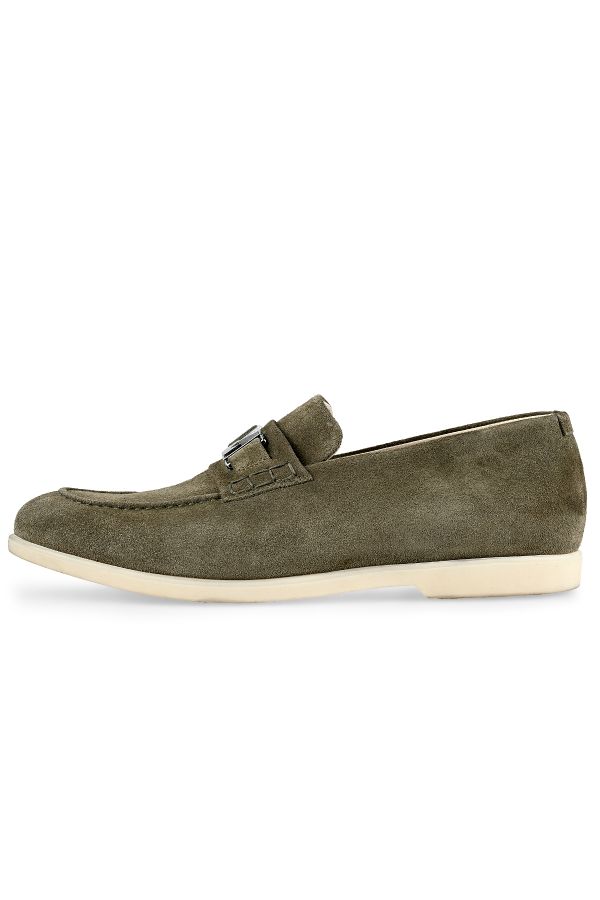Елегантни мъжки велурени мокасини в зелено с метален детайл
